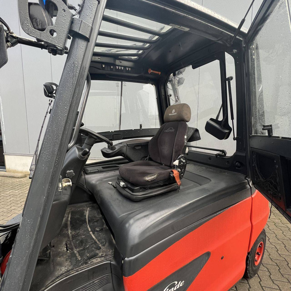 Linde E40-600HL (388) - Electric forklift: picture 5 Linde E40-600HL (388) - Electric forklift: picture 5