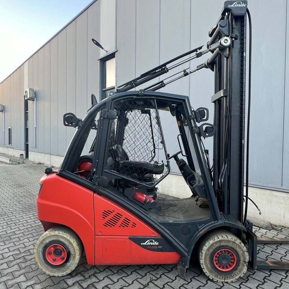 Linde H25T-02 (392) EVO - LPG forklift: picture 2 Linde H25T-02 (392) EVO - LPG forklift: picture 2