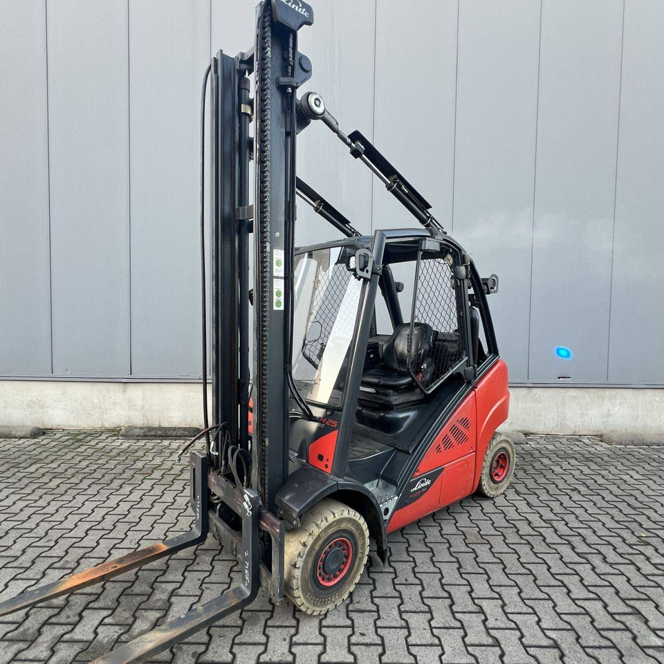 Linde H25T-02 (393) EVO - LPG forklift: picture 1 Linde H25T-02 (393) EVO - LPG forklift: picture 1