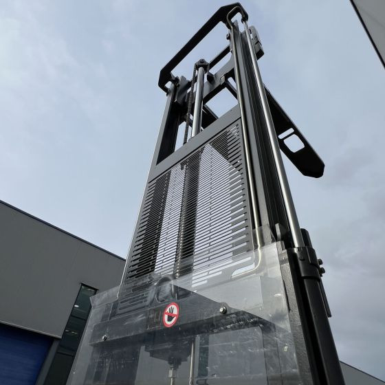Linde L14 (372) - Stacker: picture 5 Linde L14 (372) - Stacker: picture 5