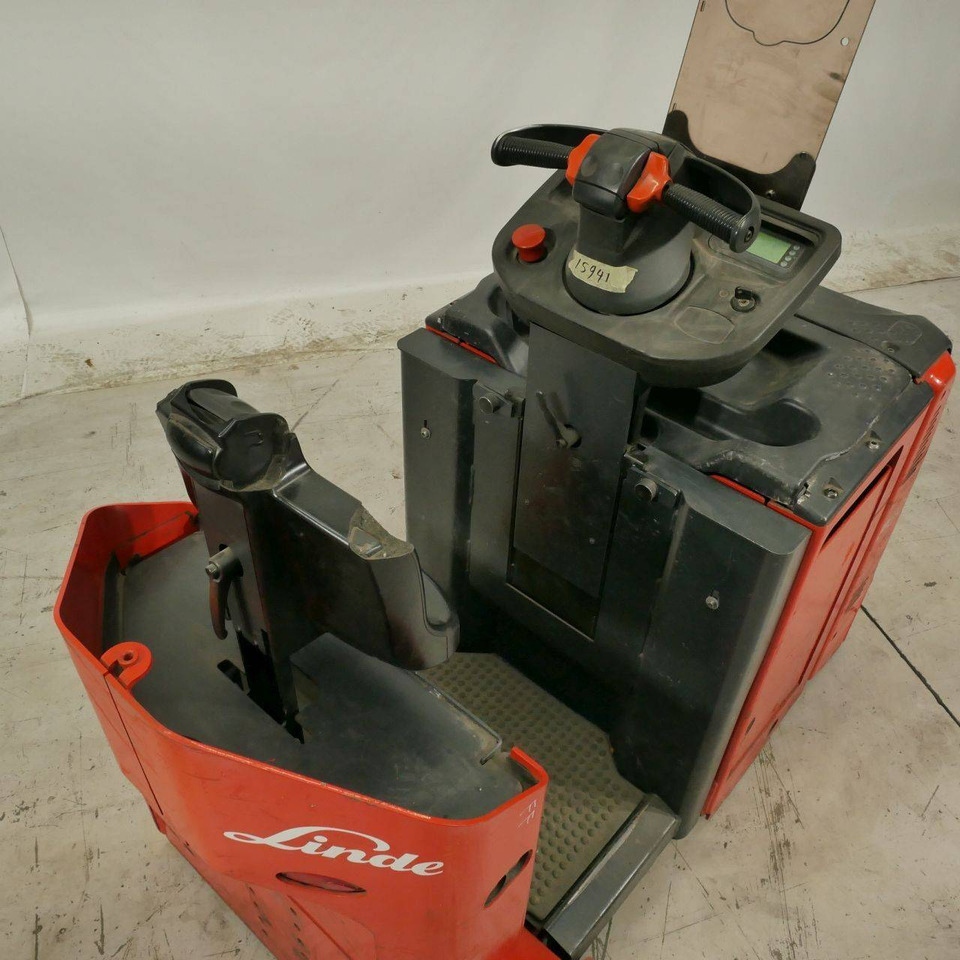Linde P50C (1190) - Tow tractor: picture 3 Linde P50C (1190) - Tow tractor: picture 3