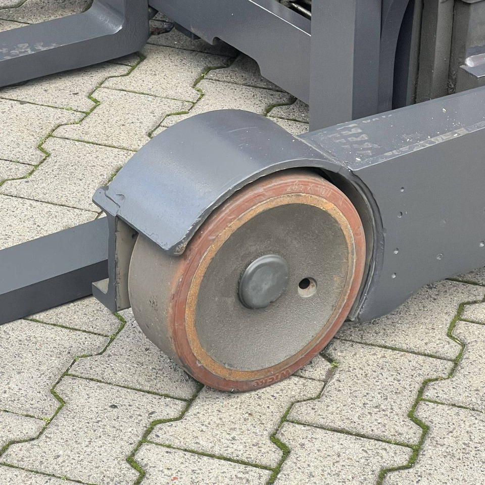 Reach truck Linde R16 (1120) Coldstore: picture 24