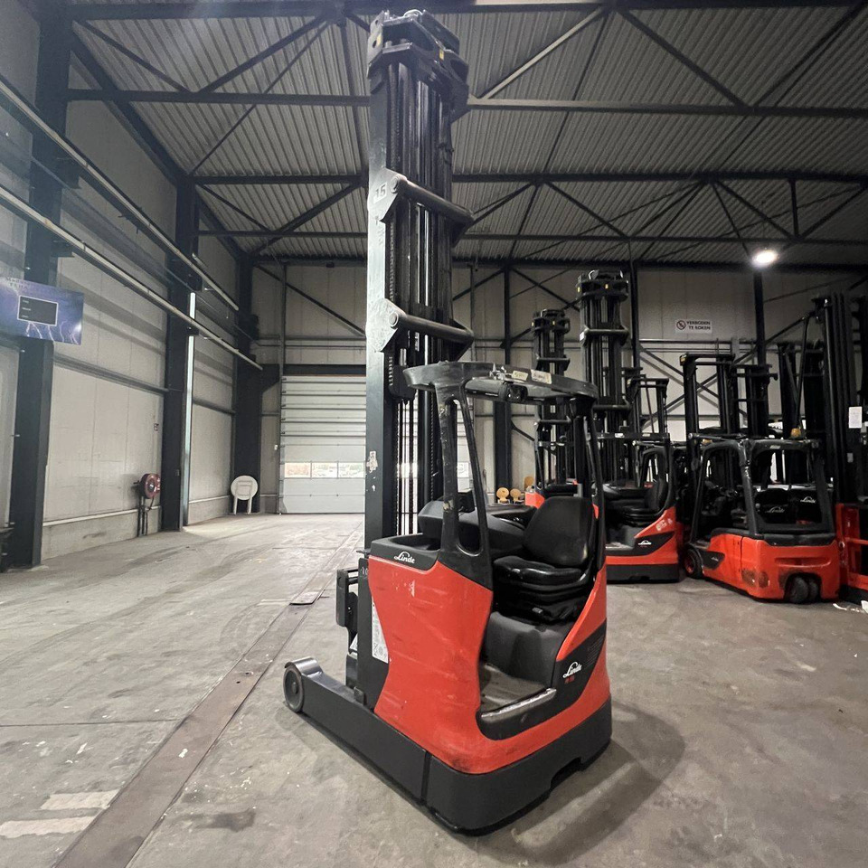 Linde R16HD (1120) - Reach truck: picture 2 Linde R16HD (1120) - Reach truck: picture 2