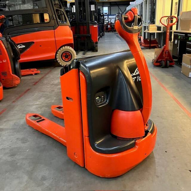 Pallet truck Linde T16 (360): picture 1