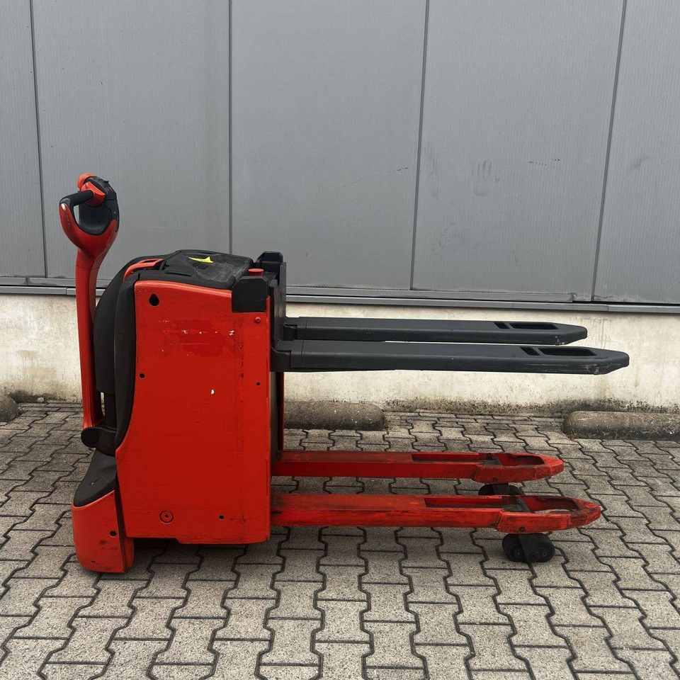 Linde T16L (1152) - Pallet truck: picture 2 Linde T16L (1152) - Pallet truck: picture 2