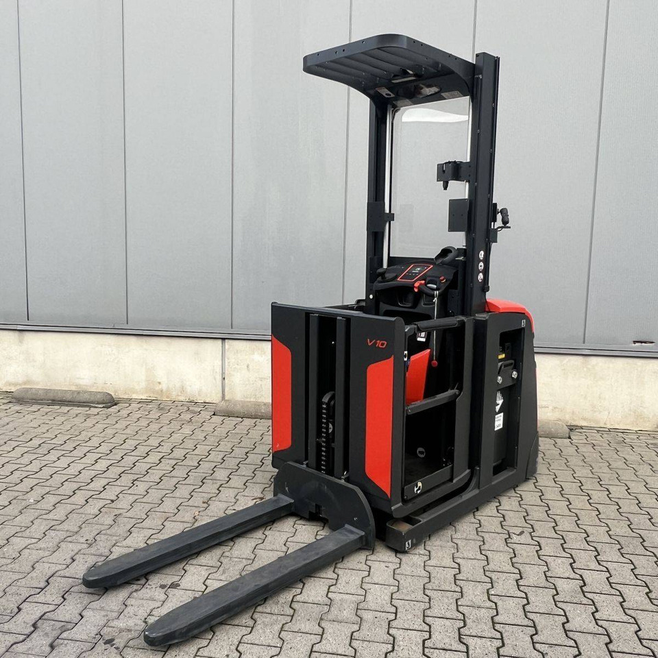 Linde V10-02 (5212) - Order picker: picture 1 Linde V10-02 (5212) - Order picker: picture 1