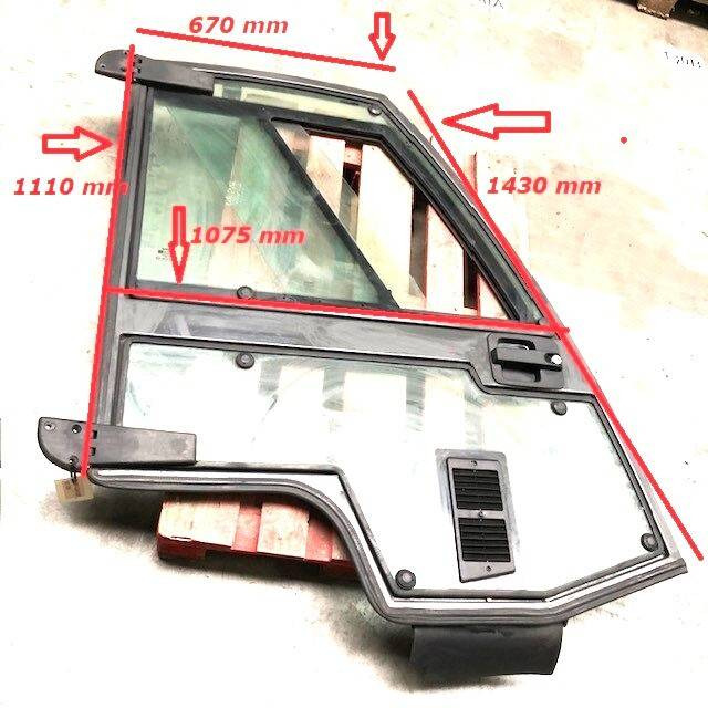 Right door for Nissan - Door and parts for Material handling equipment: picture 2 Right door for Nissan - Door and parts for Material handling equipment: picture 2