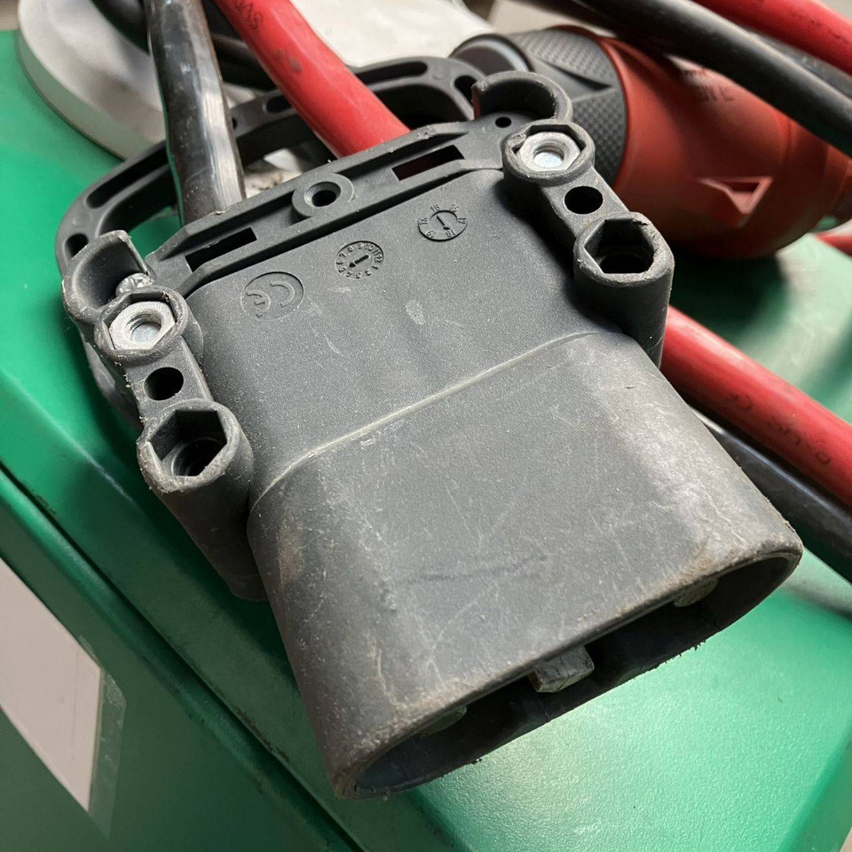 Hoppecke D 400 G80/80 B-F14 H0-HF Trak Air (5) - Spare parts for Material handling equipment: picture 4 Hoppecke D 400 G80/80 B-F14 H0-HF Trak Air (5) - Spare parts for Material handling equipment: picture 4