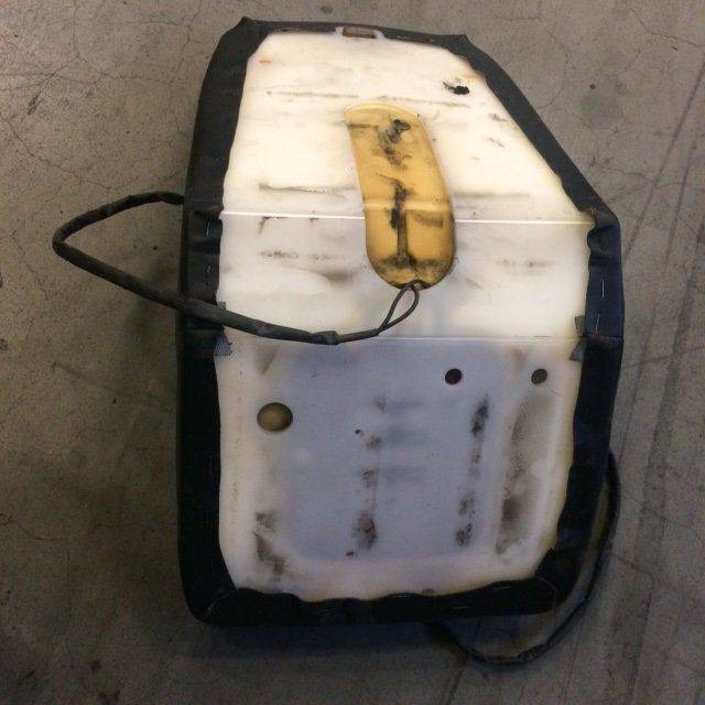 Upholstery for Linde Series 139/140 - Seat for Material handling equipment: picture 2 Upholstery for Linde Series 139/140 - Seat for Material handling equipment: picture 2