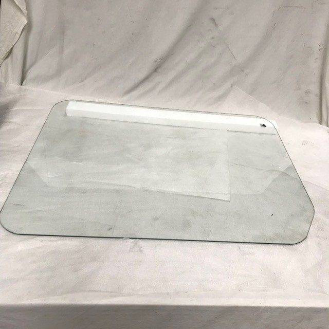 WINDSHIELD GLASS FOR KOMATSU - Window and parts for Material handling equipment: picture 1 WINDSHIELD GLASS FOR KOMATSU - Window and parts for Material handling equipment: picture 1