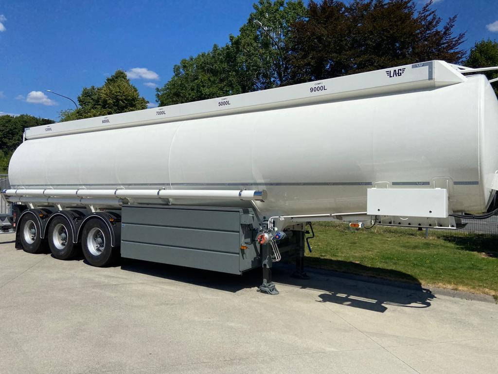 LAG - Tanker semi-trailer: picture 2 LAG - Tanker semi-trailer: picture 2