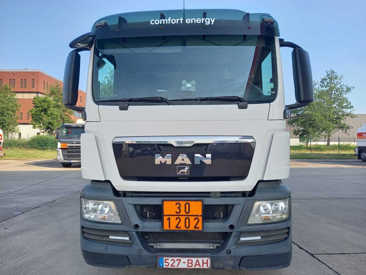 MAN TGS - Tanker truck: picture 5 MAN TGS - Tanker truck: picture 5