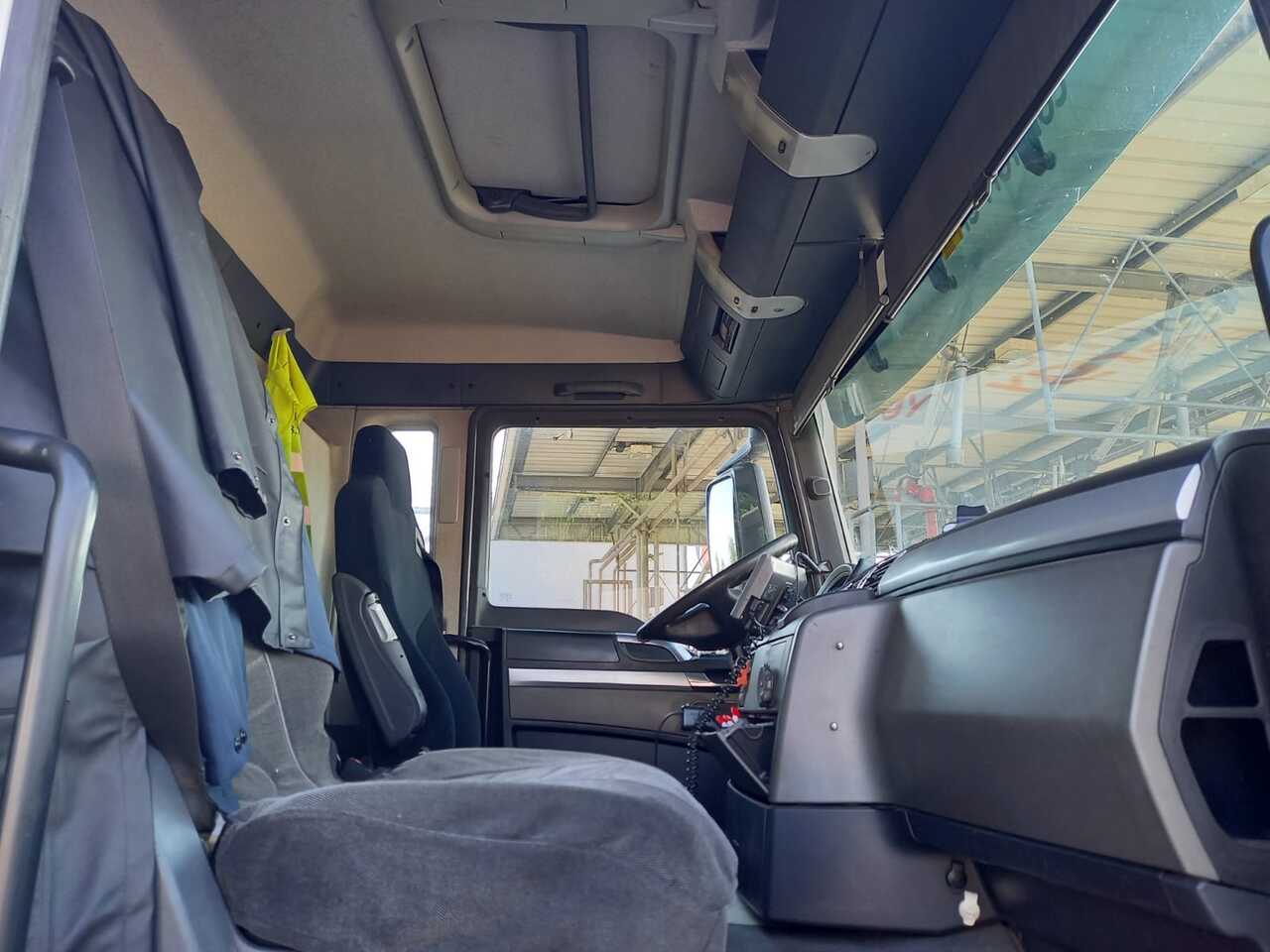 MAN TGS - Tanker truck: picture 4 MAN TGS - Tanker truck: picture 4