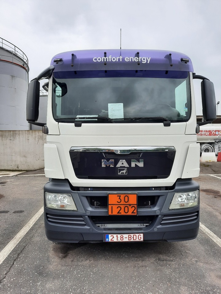 MAN TGS - Tanker truck: picture 3 MAN TGS - Tanker truck: picture 3