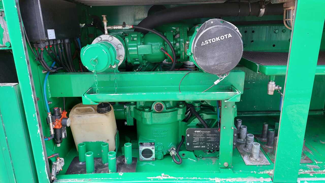 MERCEDES AXOR - Tanker truck: picture 3 MERCEDES AXOR - Tanker truck: picture 3