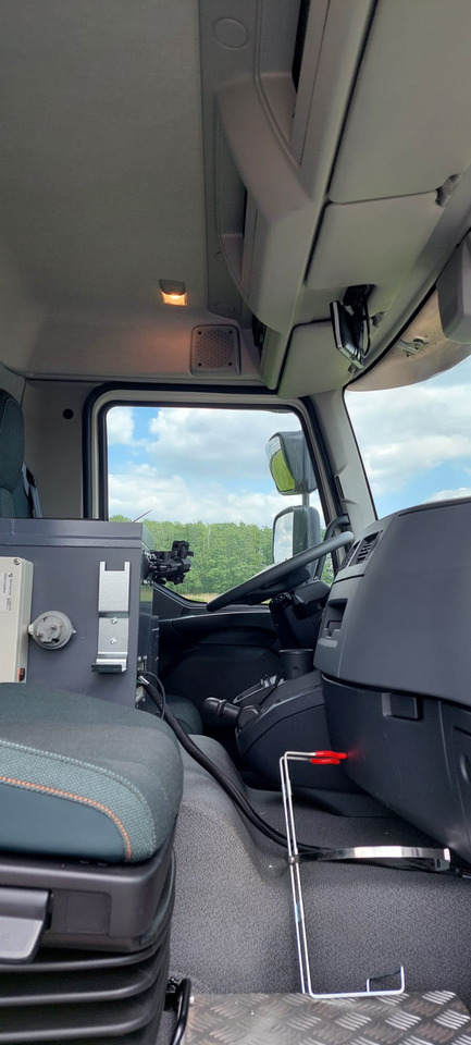 VOLVO FL - Tanker truck: picture 4 VOLVO FL - Tanker truck: picture 4