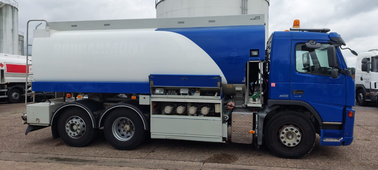 Tanker truck VOLVO FM: picture 9