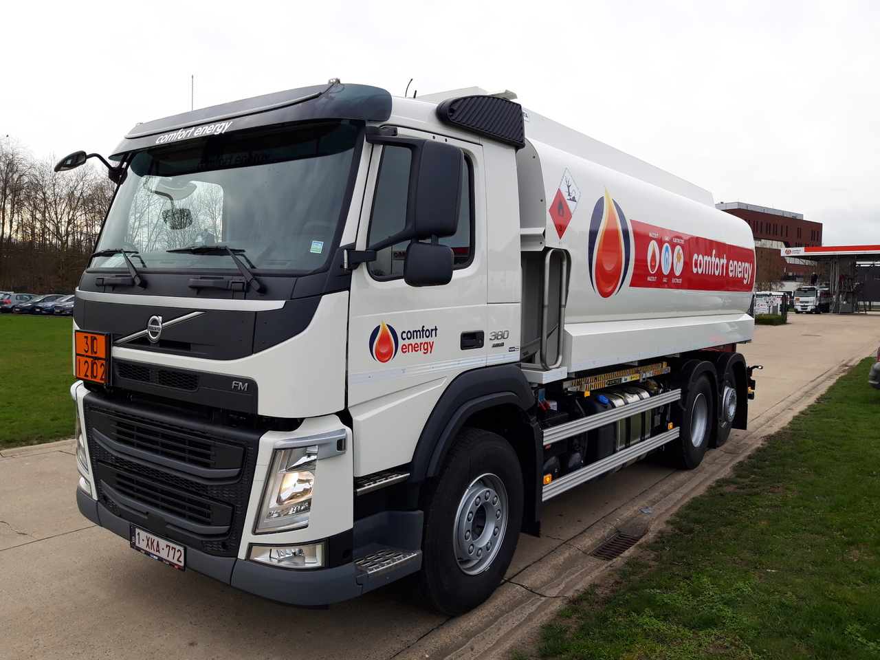 VOLVO FM - Tanker truck: picture 1 VOLVO FM - Tanker truck: picture 1