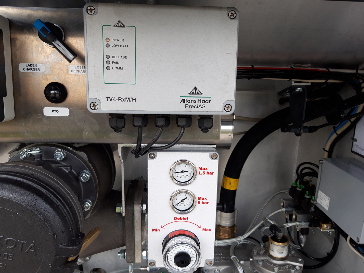 VOLVO FM - Tanker truck: picture 5 VOLVO FM - Tanker truck: picture 5