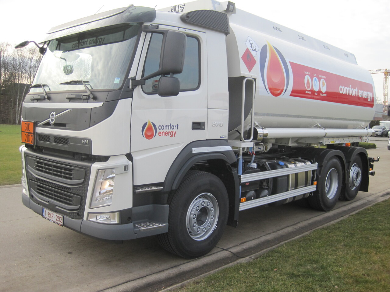 VOLVO FM - Tanker truck: picture 1 VOLVO FM - Tanker truck: picture 1