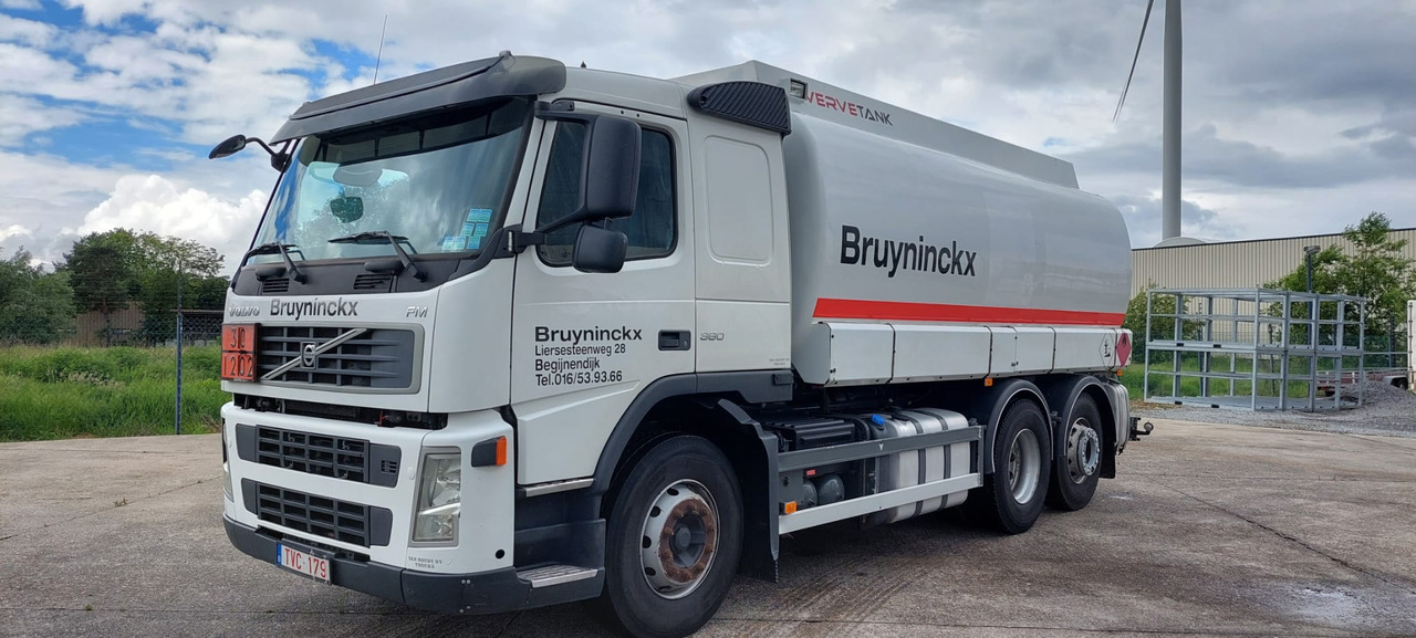 VOLVO FM - Tanker truck: picture 1 VOLVO FM - Tanker truck: picture 1