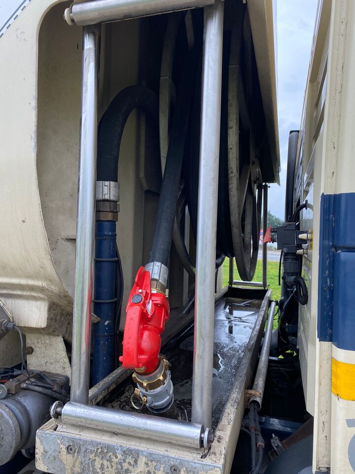 VOLVO FMFH - Tanker truck: picture 4 VOLVO FMFH - Tanker truck: picture 4
