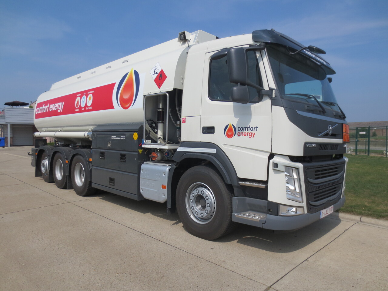 Volvo FM - Tanker truck: picture 3 Volvo FM - Tanker truck: picture 3