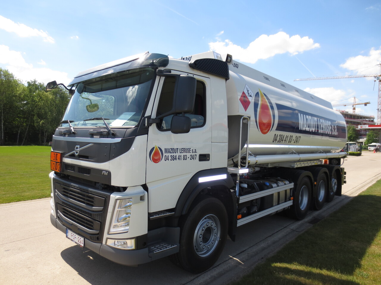 Volvo FM - Tanker truck: picture 1 Volvo FM - Tanker truck: picture 1