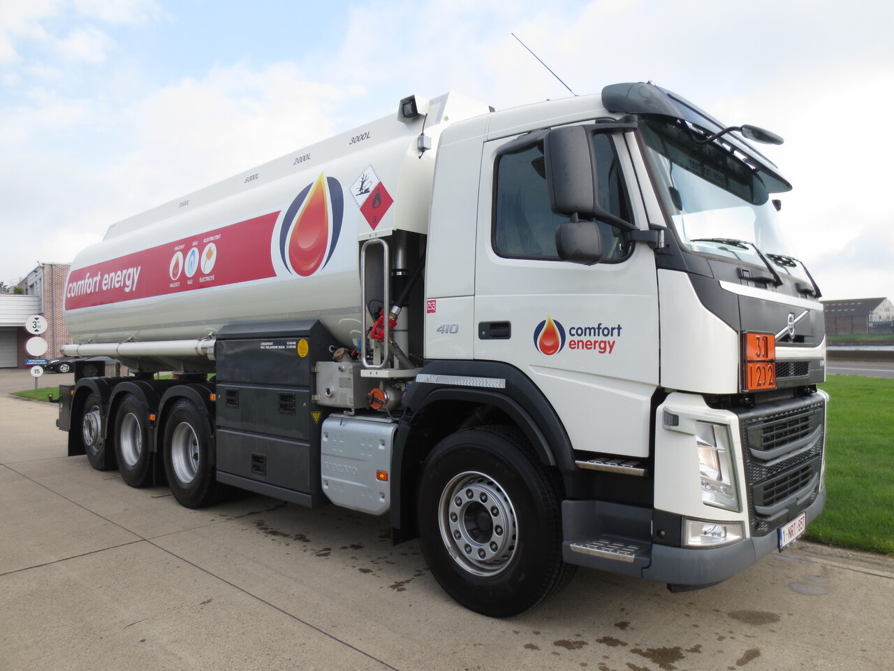 Volvo FM - Tanker truck: picture 3 Volvo FM - Tanker truck: picture 3