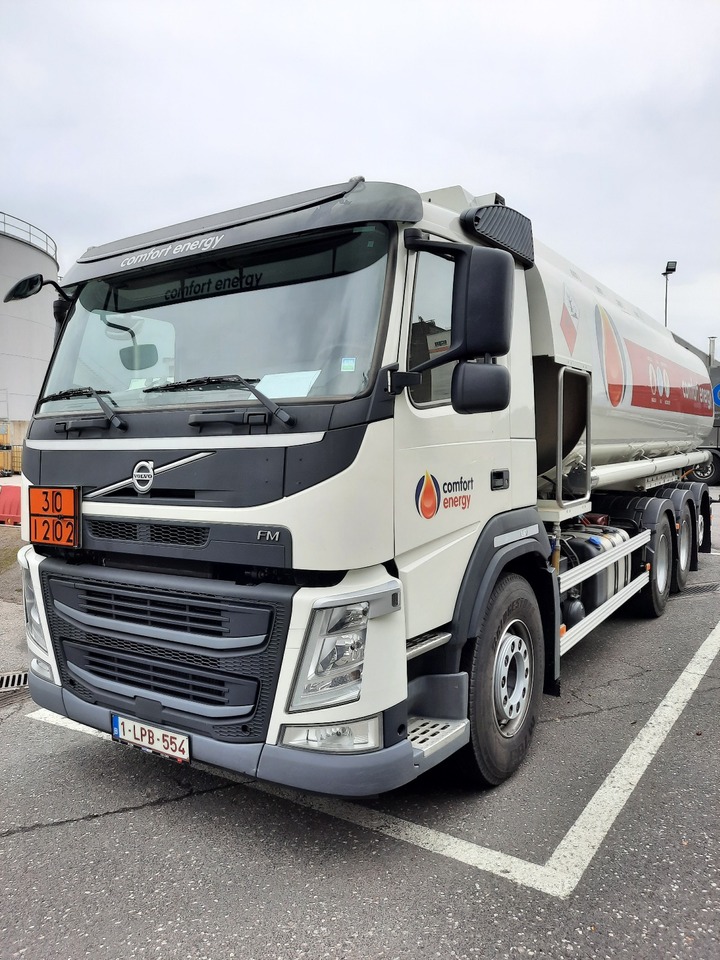 Volvo FM - Tanker truck: picture 1 Volvo FM - Tanker truck: picture 1