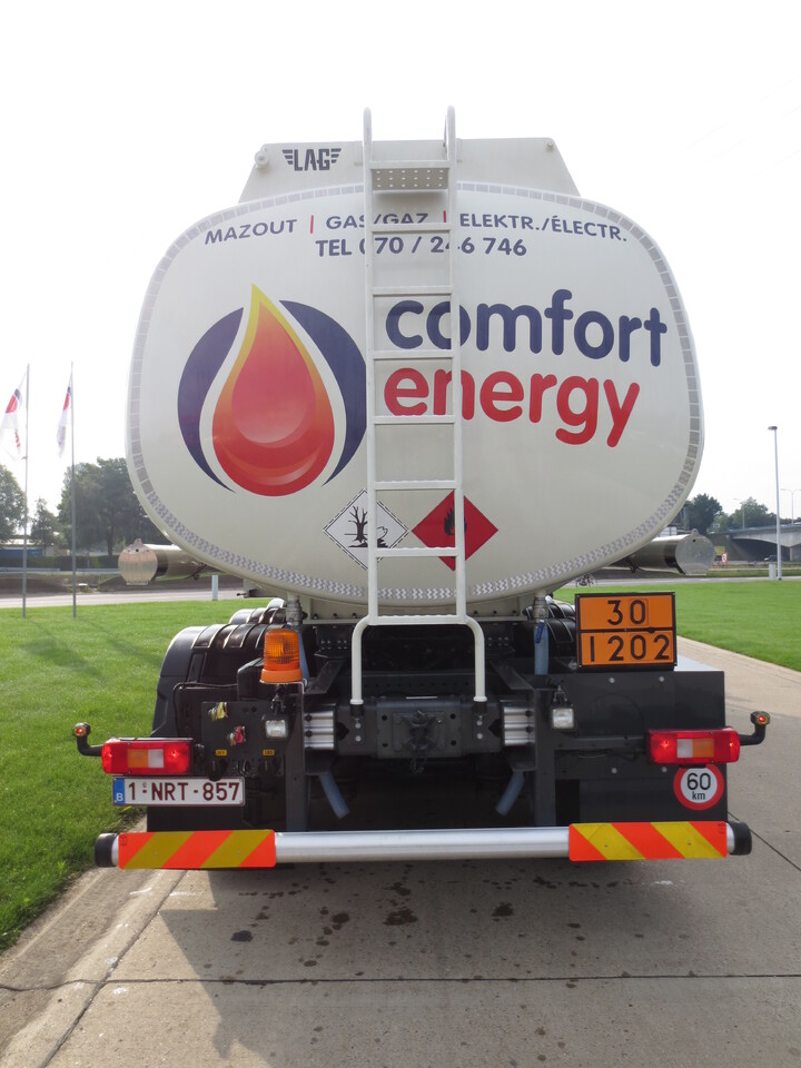 Volvo FM - Tanker truck: picture 4 Volvo FM - Tanker truck: picture 4