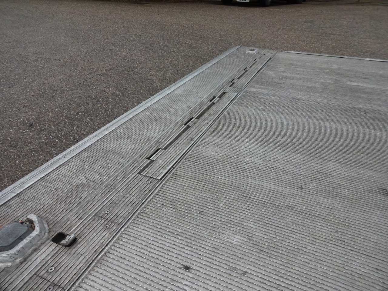 Curtain side truck MAN TGL 12.250, Pr+Pl, LBW, Klima, Automat, AHK: picture 14 Curtain side truck MAN TGL 12.250, Pr+Pl, LBW, Klima, Automat, AHK: picture 14