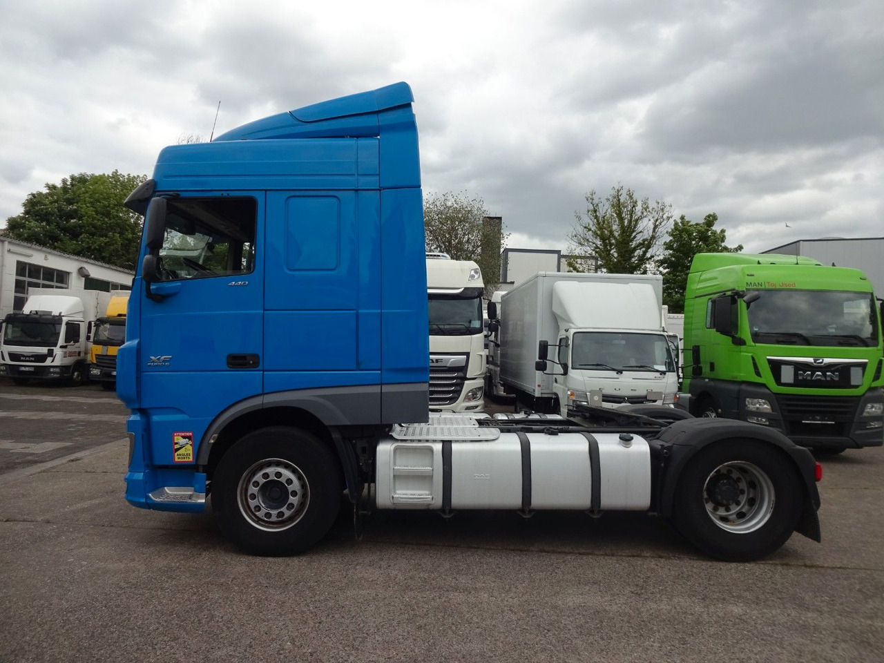 DAF XF 440, SC, Klima, 2 x Tank, Intarder, - Tractor unit: picture 4 DAF XF 440, SC, Klima, 2 x Tank, Intarder, - Tractor unit: picture 4