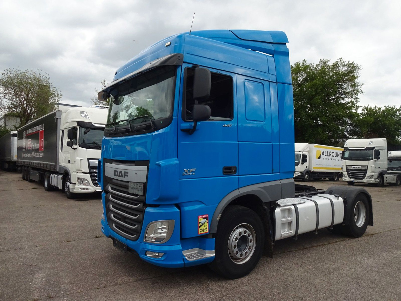 DAF XF 440, SC, Klima, 2 x Tank, Intarder, - Tractor unit: picture 3 DAF XF 440, SC, Klima, 2 x Tank, Intarder, - Tractor unit: picture 3