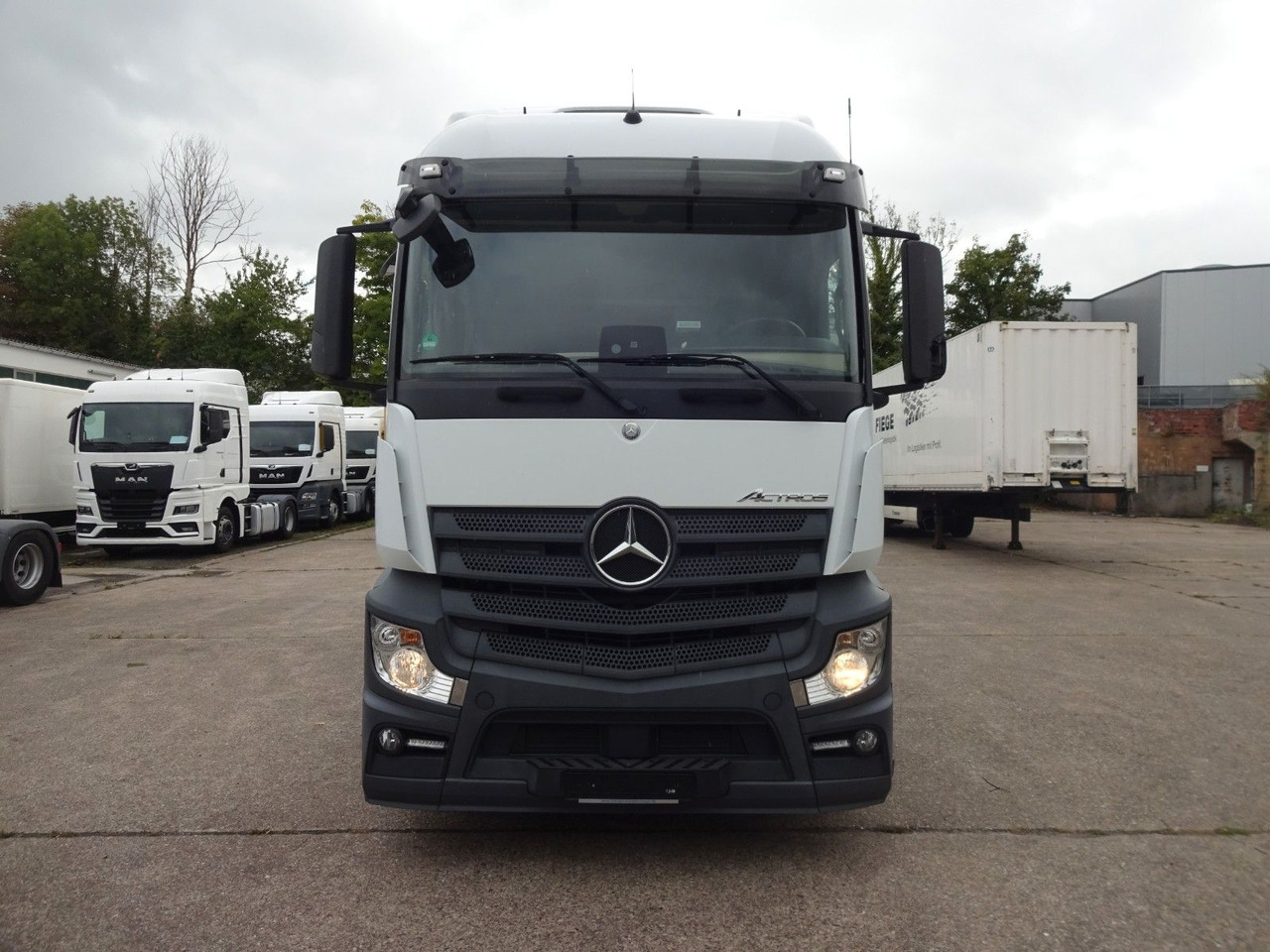 Mercedes-Benz 1843, Retarder, Klima - Tractor unit: picture 2 Mercedes-Benz 1843, Retarder, Klima - Tractor unit: picture 2