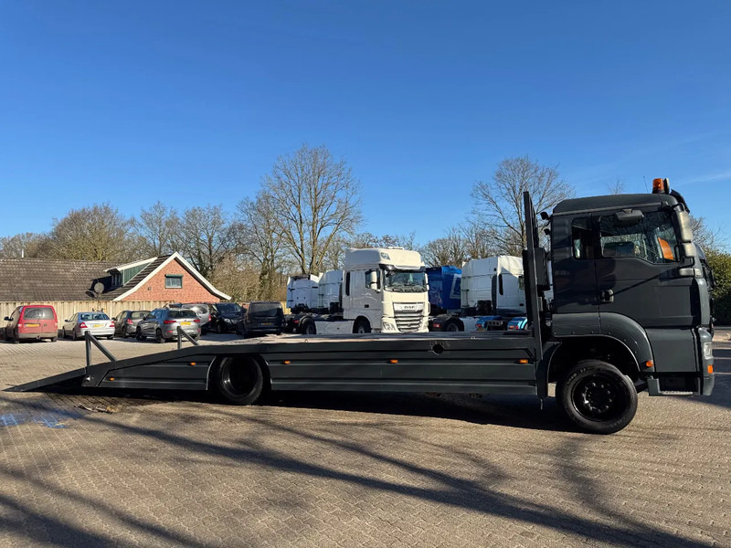 MAN TGA 18.350 830CM Oprijwagen Machinery transporter Hydraulische klep, nieuwe APK 3-6-2026 - Car transporter truck: picture 2 MAN TGA 18.350 830CM Oprijwagen Machinery transporter Hydraulische klep, nieuwe APK 3-6-2026 - Car transporter truck: picture 2