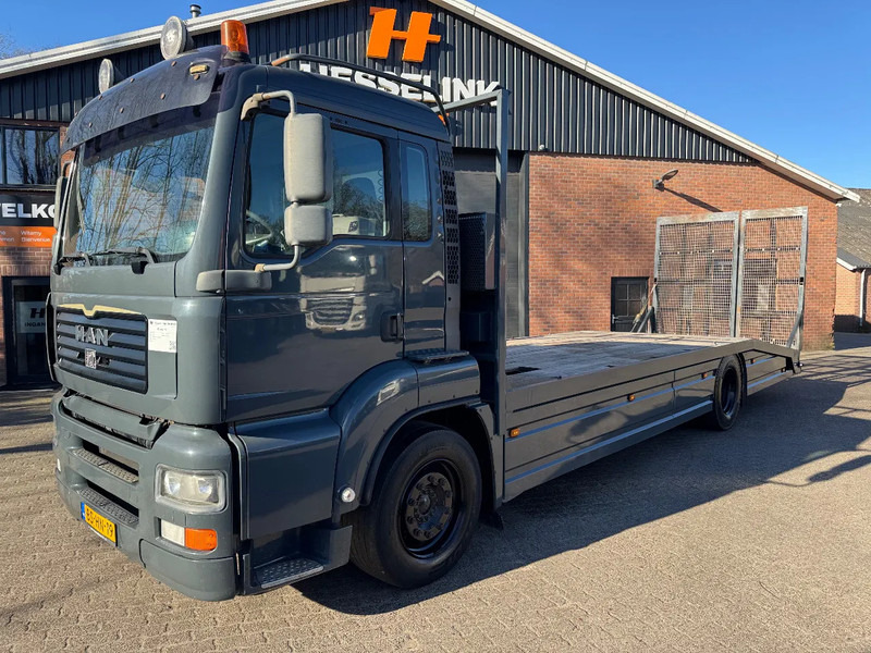 MAN TGA 18.350 830CM Oprijwagen Machinery transporter Hydraulische klep, nieuwe APK 3-6-2026 - Car transporter truck: picture 1 MAN TGA 18.350 830CM Oprijwagen Machinery transporter Hydraulische klep, nieuwe APK 3-6-2026 - Car transporter truck: picture 1