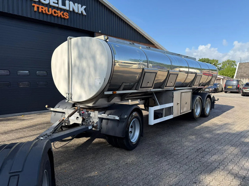 Magyar VM Tarm 19.000L RVS/INOX Melk/Milk/Milch Food 3 Rooms Liftas - Tanker semi-trailer: picture 1 Magyar VM Tarm 19.000L RVS/INOX Melk/Milk/Milch Food 3 Rooms Liftas - Tanker semi-trailer: picture 1