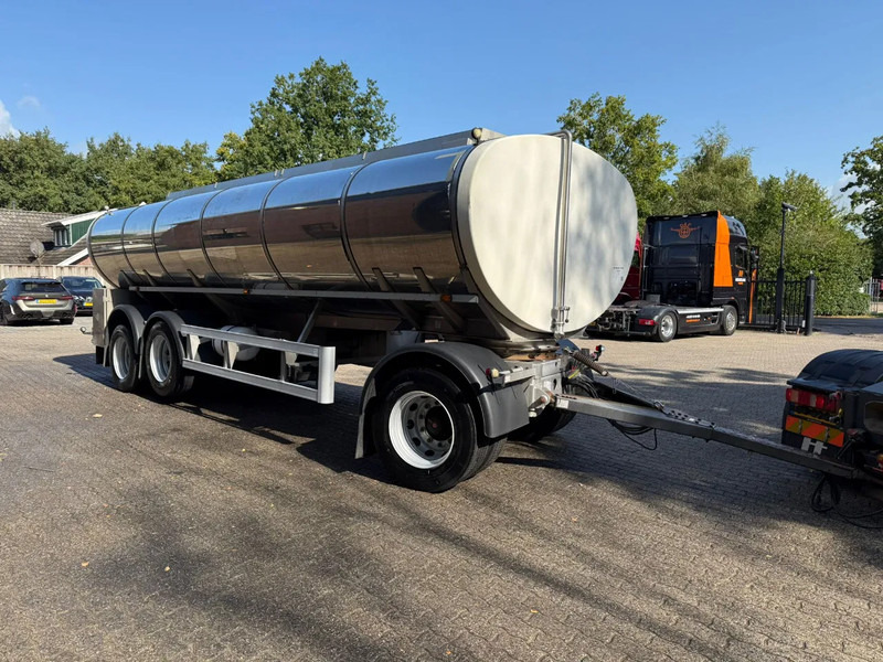 Magyar VM Tarm 19.000L RVS/INOX Melk/Milk/Milch Food 3 Rooms Liftas - Tanker semi-trailer: picture 3 Magyar VM Tarm 19.000L RVS/INOX Melk/Milk/Milch Food 3 Rooms Liftas - Tanker semi-trailer: picture 3