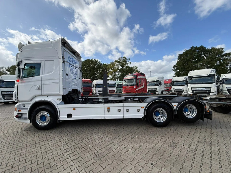 Scania R560 V8 6X2 VDL Haakarm AHK NL Truck - Hook lift truck: picture 2 Scania R560 V8 6X2 VDL Haakarm AHK NL Truck - Hook lift truck: picture 2