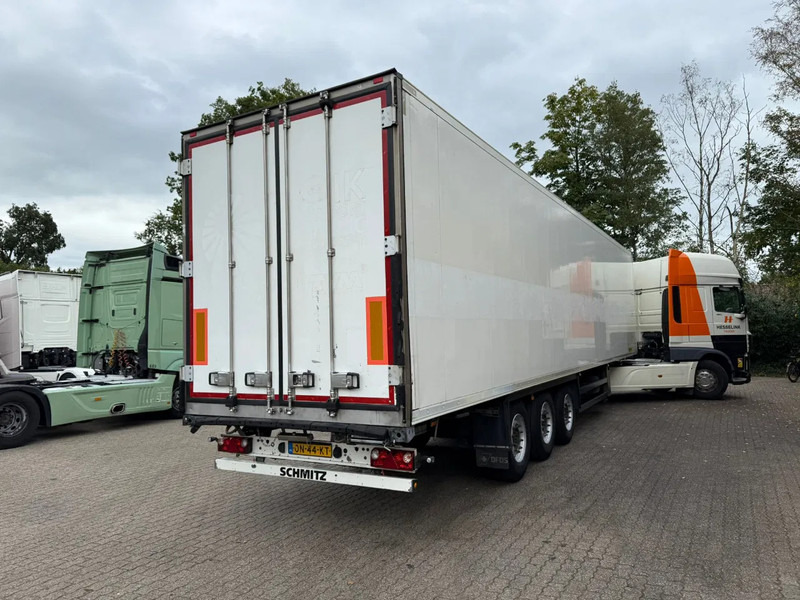 Schmitz Cargobull SKO 24 5x Meatrails Rohrbahnen Fleisch Carrier Vector 1950MT lnclusief haken - Isothermal semi-trailer: picture 2 Schmitz Cargobull SKO 24 5x Meatrails Rohrbahnen Fleisch Carrier Vector 1950MT lnclusief haken - Isothermal semi-trailer: picture 2