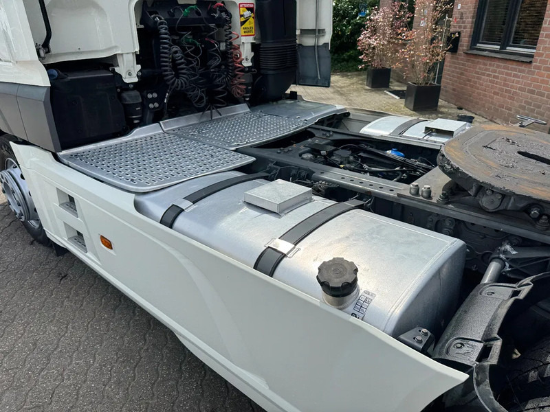 DAF XF 480 SSC Super Space 2x tank LED 403.050KM ACC - Tractor unit: picture 4 DAF XF 480 SSC Super Space 2x tank LED 403.050KM ACC - Tractor unit: picture 4