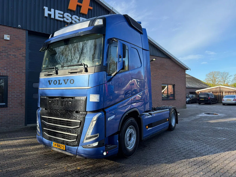 Volvo FH 460 Globetrotter XL 2x tank Standairco 405.369KM! NL Truck - APK 09-2026 - Tractor unit: picture 1 Volvo FH 460 Globetrotter XL 2x tank Standairco 405.369KM! NL Truck - APK 09-2026 - Tractor unit: picture 1