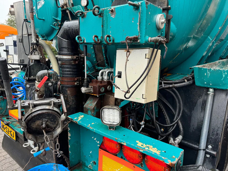 Veenhuis 36m3 RVS Mestoplegger Geijkte weging Nieuwe APK VMA Bemonstering 2x stuuras - Tanker semi-trailer: picture 5 Veenhuis 36m3 RVS Mestoplegger Geijkte weging Nieuwe APK VMA Bemonstering 2x stuuras - Tanker semi-trailer: picture 5