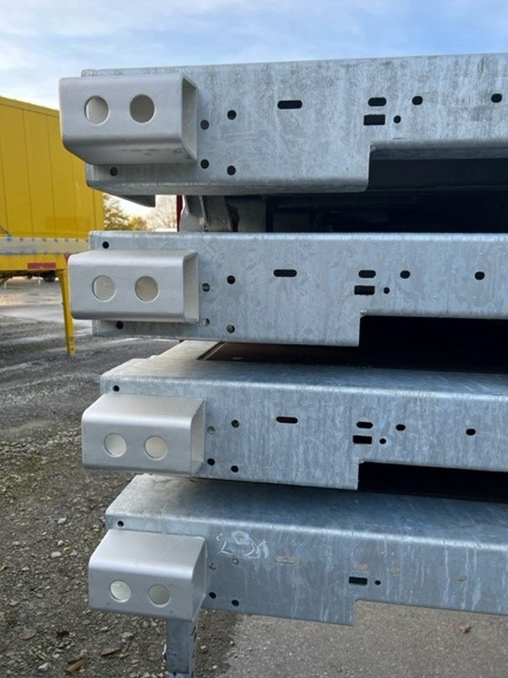 Kögel Wechselrahmen, BDF-System, 7.450 mm lang. - Flatbed body: picture 3 Kögel Wechselrahmen, BDF-System, 7.450 mm lang. - Flatbed body: picture 3