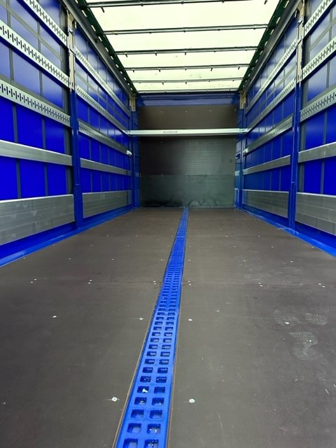 Krone BDF Wechselaufbau 7.45m - THW Ausführung - Curtainside swap body: picture 3 Krone BDF Wechselaufbau 7.45m - THW Ausführung - Curtainside swap body: picture 3