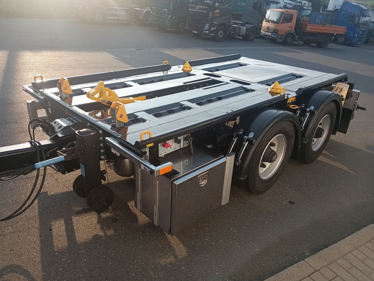 Hüffermann 2-ACHS-MINI-CARRIER MULTIFIX verzinkt NEU BPW Hüffermann 2-ACHS-MINI-CARRIER MULTIFIX verzinkt NEU BPW - Roll-off/ Skip trailer: picture 2 Hüffermann 2-ACHS-MINI-CARRIER MULTIFIX verzinkt NEU BPW Hüffermann 2-ACHS-MINI-CARRIER MULTIFIX verzinkt NEU BPW - Roll-off/ Skip trailer: picture 2