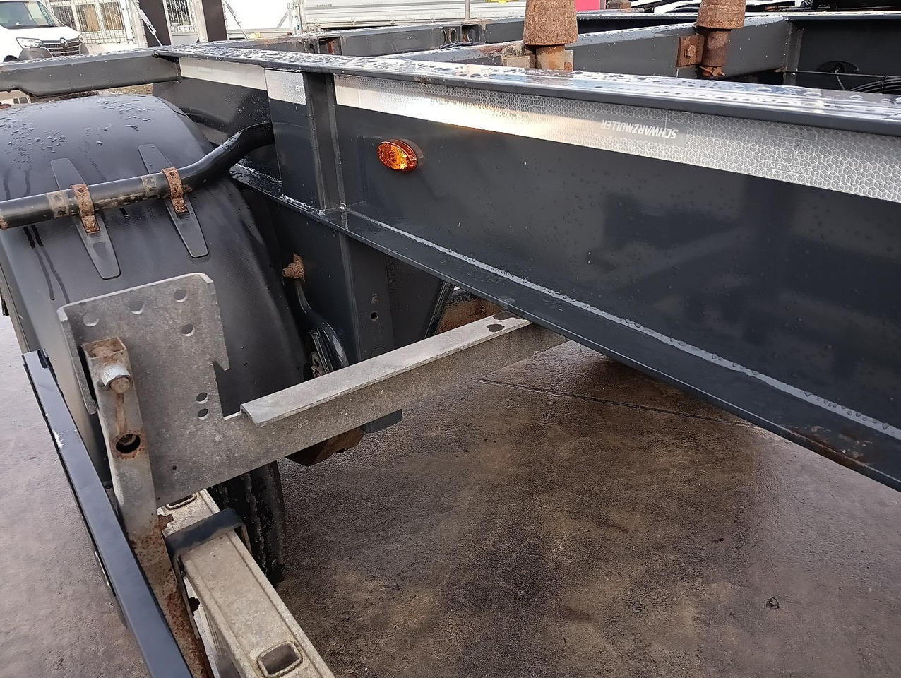 Container transporter/ Swap body trailer Schwarzmüller 2-A BDF 1,22/1,32 ALCOA Alufelgen ADR 120tkm TÜV Schwarzmüller 2-A BDF 1,22/1,32 ALCOA Alufelgen ADR 120tkm TÜV: picture 9