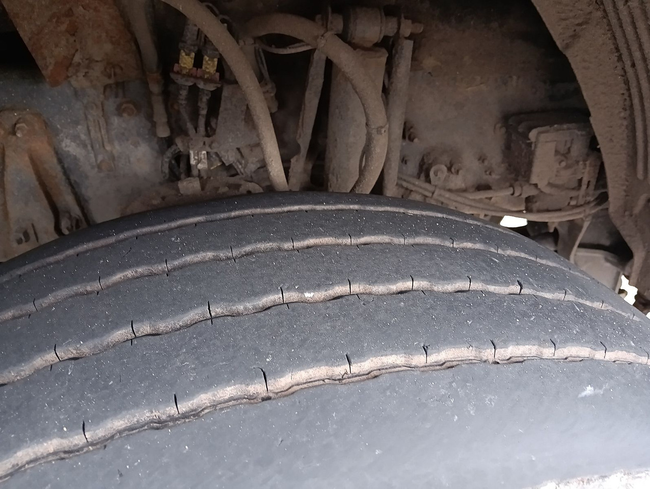 Volvo FH500 6x4R Globe RETARDER EPSILON M13Z FullOptio - Timber truck, Crane truck: picture 4 Volvo FH500 6x4R Globe RETARDER EPSILON M13Z FullOptio - Timber truck, Crane truck: picture 4