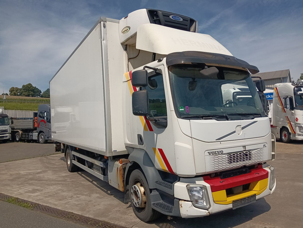 Volvo FL250 4x2R 14t CarrierSupra650 7,3m LBW1.5tKlima - Refrigerated truck: picture 4 Volvo FL250 4x2R 14t CarrierSupra650 7,3m LBW1.5tKlima - Refrigerated truck: picture 4